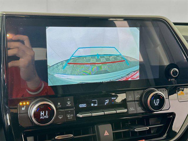 used 2025 Toyota Highlander Hybrid car, priced at $54,995