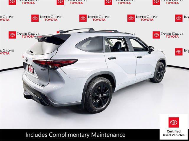 used 2025 Toyota Highlander Hybrid car, priced at $54,995