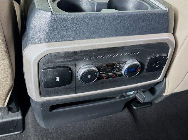 used 2024 Ford Expedition car, priced at $59,995