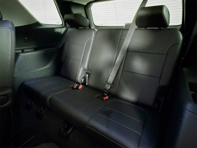 used 2020 Chevrolet Traverse car, priced at $24,495