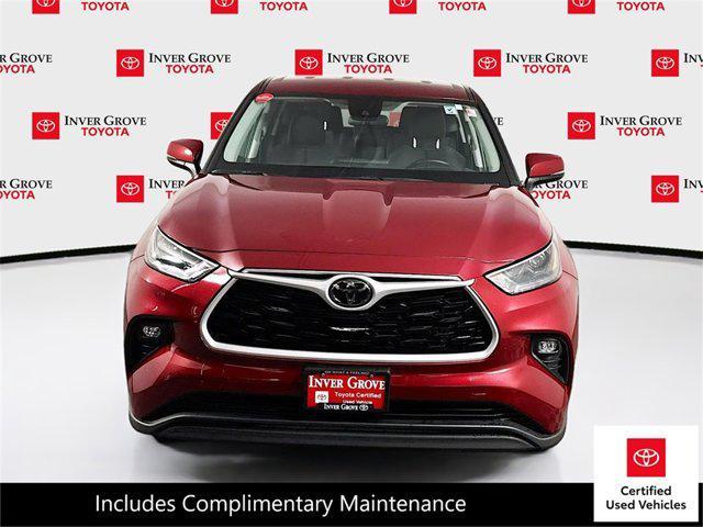 used 2024 Toyota Highlander car, priced at $36,595