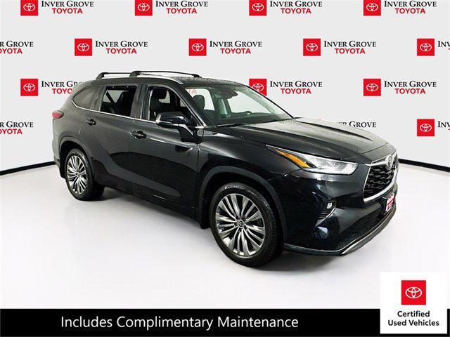 used 2022 Toyota Highlander car, priced at $44,995
