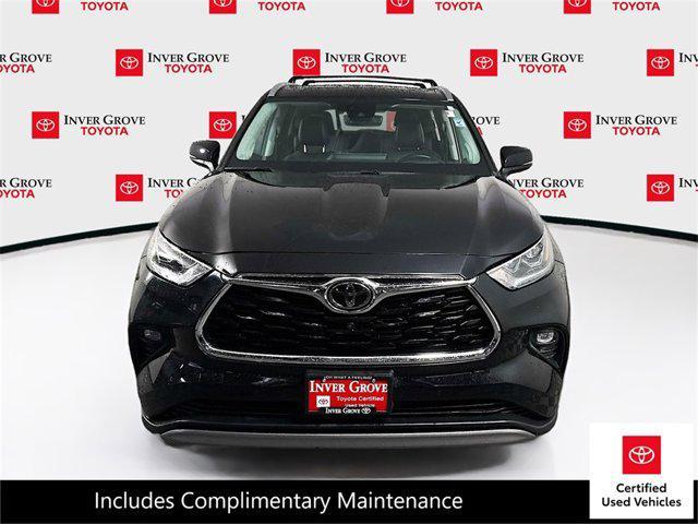 used 2022 Toyota Highlander car, priced at $44,995
