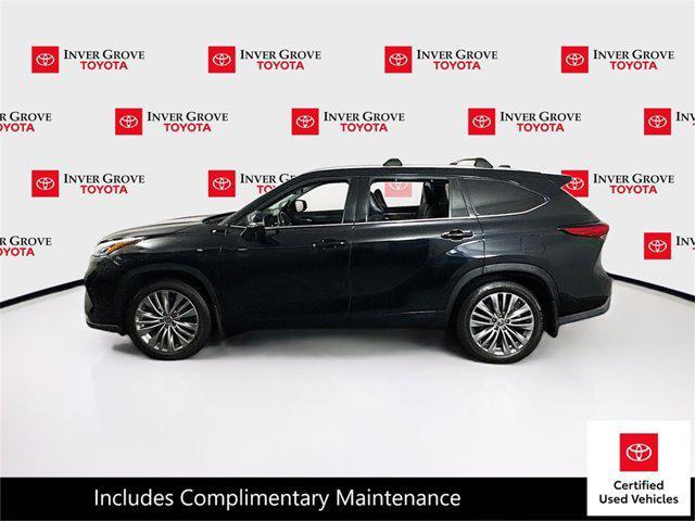 used 2022 Toyota Highlander car, priced at $44,995