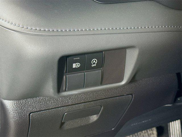 used 2023 Toyota Highlander car, priced at $37,595