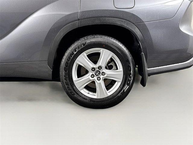 used 2023 Toyota Highlander car, priced at $34,795