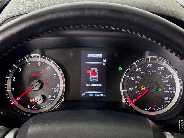 used 2022 Toyota Highlander car, priced at $36,995