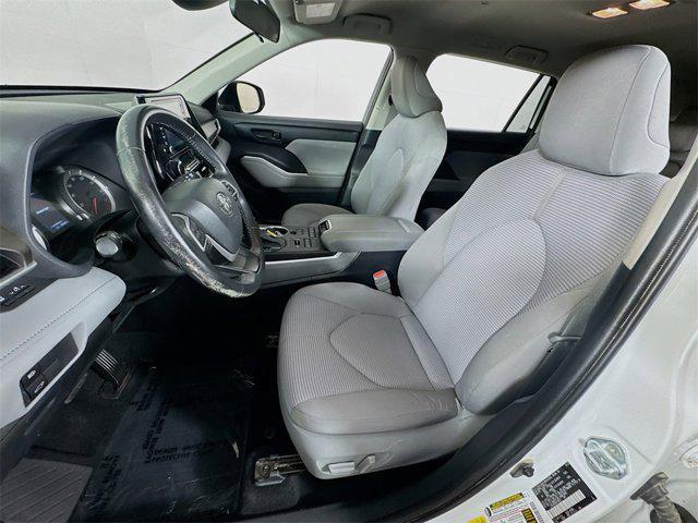 used 2022 Toyota Highlander car, priced at $36,995
