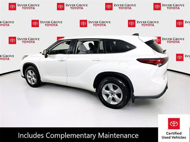 used 2022 Toyota Highlander car, priced at $36,995