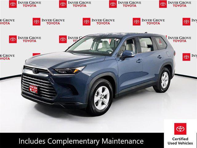 used 2025 Toyota Highlander Hybrid car, priced at $54,995