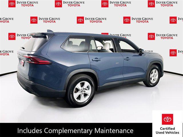 used 2025 Toyota Highlander Hybrid car, priced at $54,995