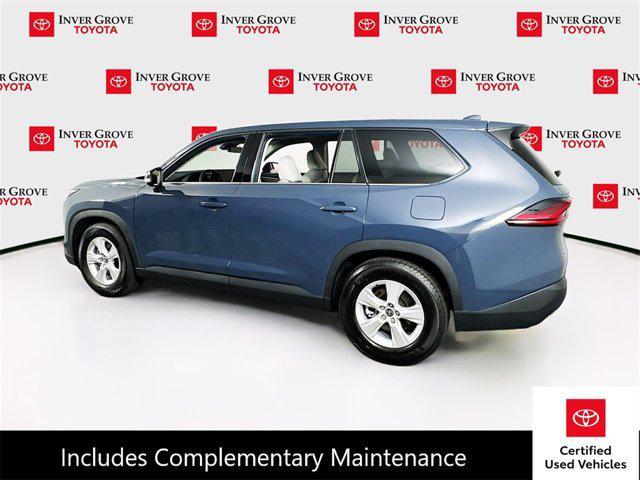 used 2025 Toyota Highlander Hybrid car, priced at $54,995
