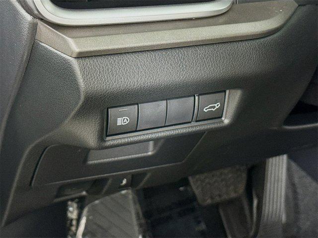 used 2025 Toyota Highlander Hybrid car, priced at $54,995