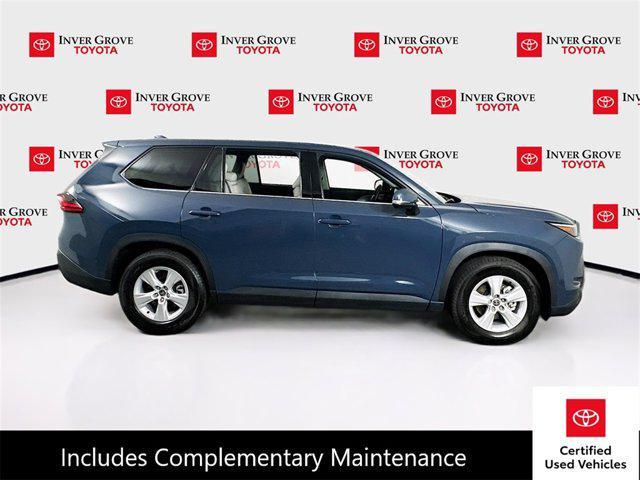 used 2025 Toyota Highlander Hybrid car, priced at $54,995