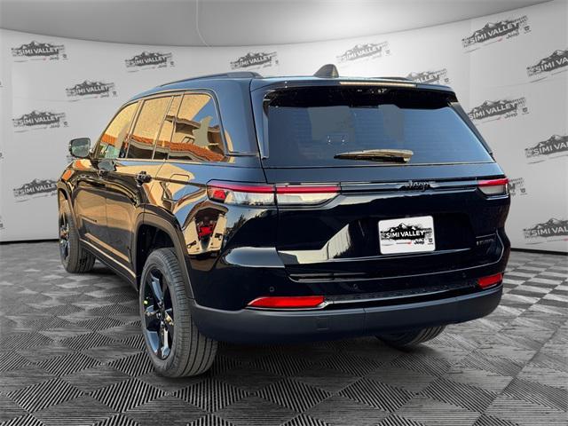 new 2025 Jeep Grand Cherokee car, priced at $49,960