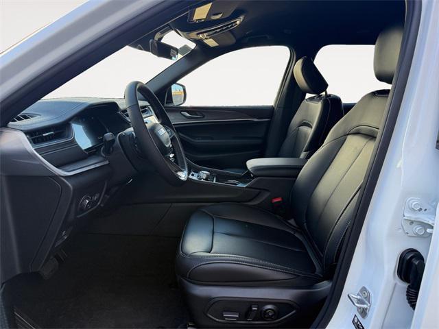new 2025 Jeep Grand Cherokee L car, priced at $44,430