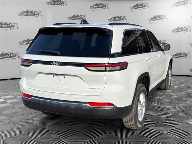 new 2025 Jeep Grand Cherokee car, priced at $38,075