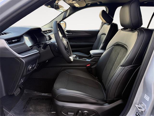 new 2025 Jeep Grand Cherokee L car, priced at $40,165