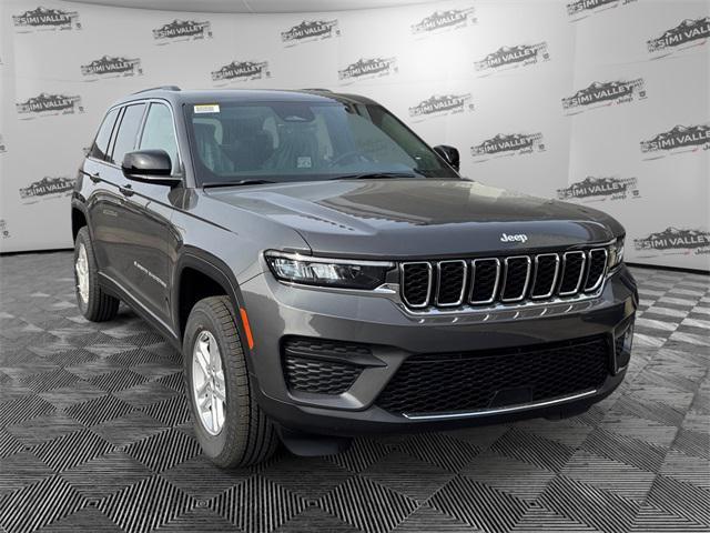 new 2025 Jeep Grand Cherokee car, priced at $36,925