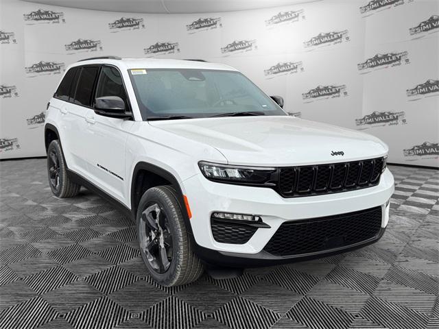 new 2025 Jeep Grand Cherokee car, priced at $44,925