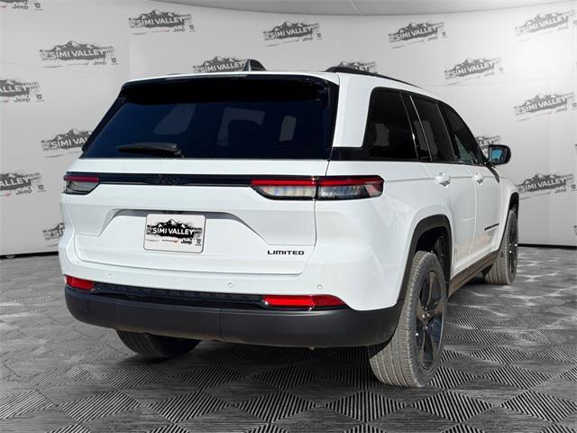 new 2025 Jeep Grand Cherokee car, priced at $44,925