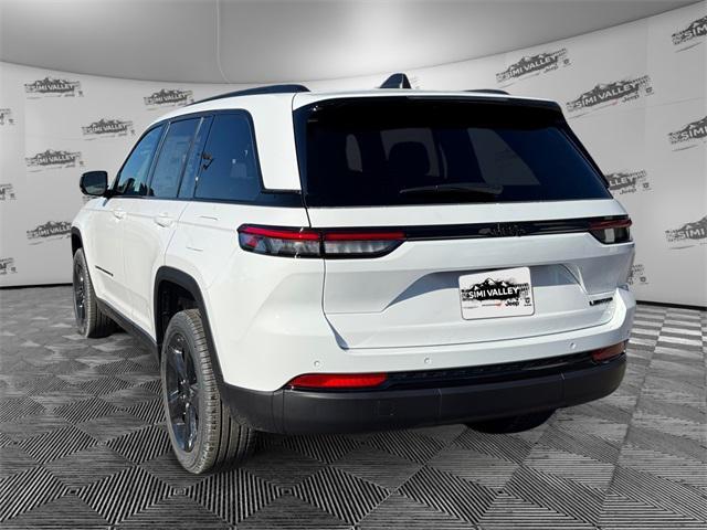 new 2025 Jeep Grand Cherokee car, priced at $44,925