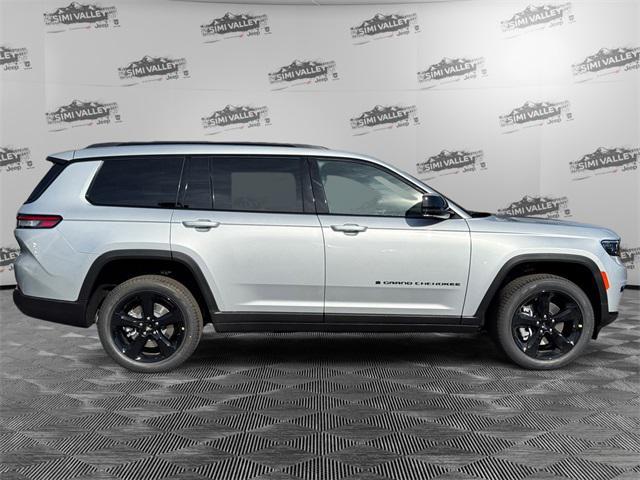 new 2025 Jeep Grand Cherokee L car, priced at $49,520