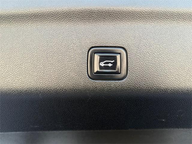 used 2023 Chevrolet Suburban car, priced at $47,990