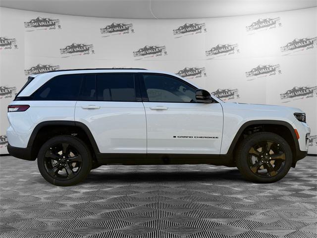 new 2025 Jeep Grand Cherokee car, priced at $45,255