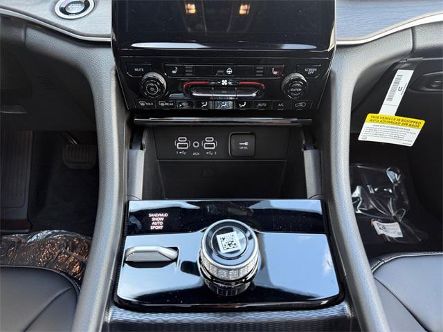 new 2025 Jeep Grand Cherokee car, priced at $45,255
