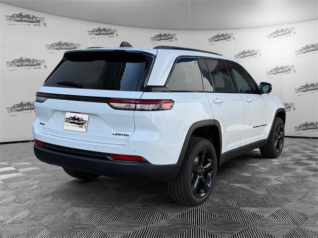 new 2025 Jeep Grand Cherokee car, priced at $45,255