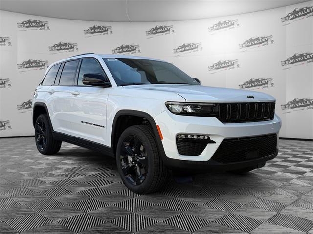 new 2025 Jeep Grand Cherokee car, priced at $45,255