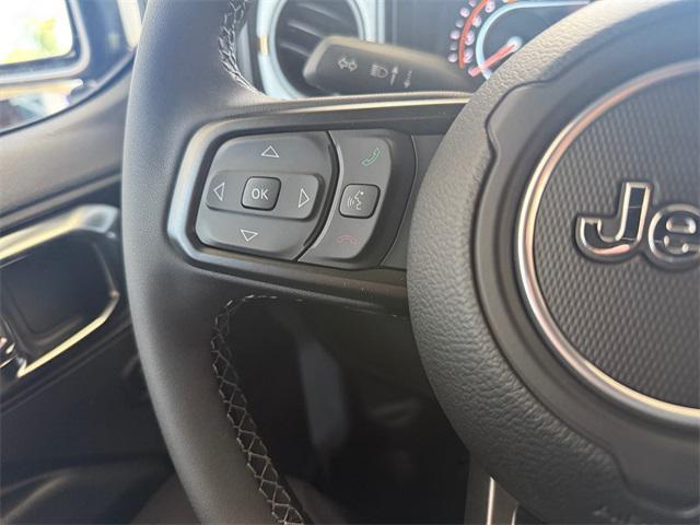 new 2025 Jeep Wrangler car, priced at $47,785