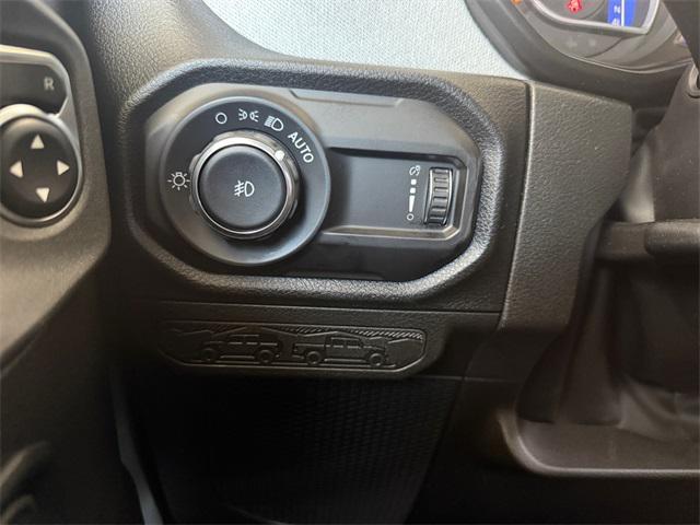 new 2025 Jeep Wrangler car, priced at $47,785