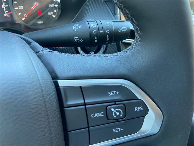 new 2025 Jeep Compass car, priced at $25,884