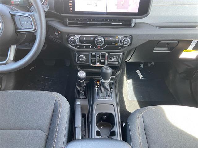 new 2025 Jeep Wrangler car, priced at $39,568