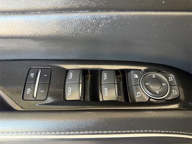 used 2022 Cadillac Escalade ESV car, priced at $65,895