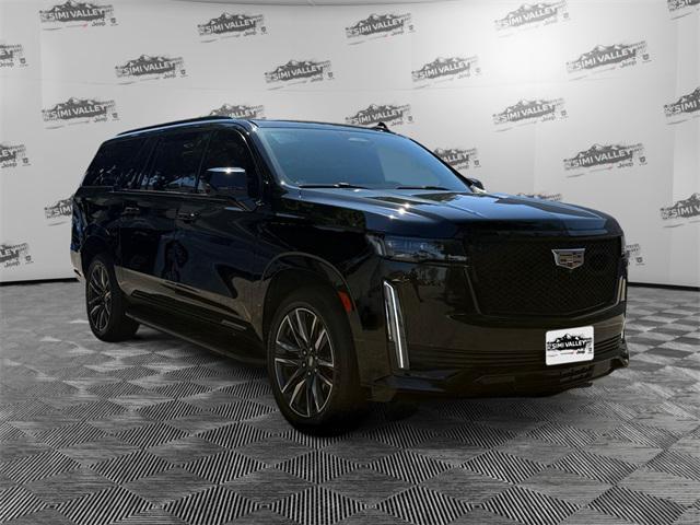 used 2022 Cadillac Escalade ESV car, priced at $65,895