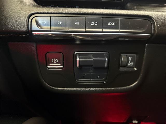 used 2022 Cadillac Escalade ESV car, priced at $65,895