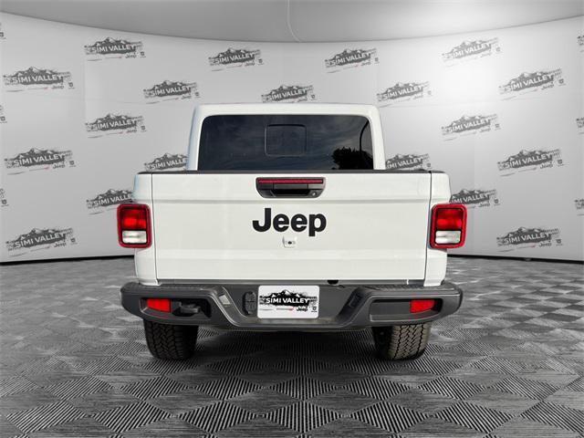 new 2025 Jeep Gladiator car, priced at $41,845