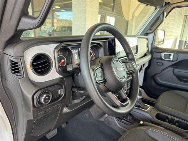 new 2025 Jeep Gladiator car, priced at $41,845