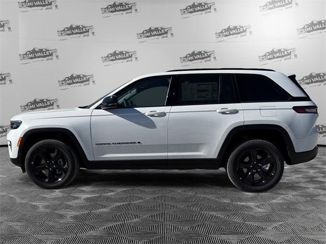 new 2025 Jeep Grand Cherokee car, priced at $42,580