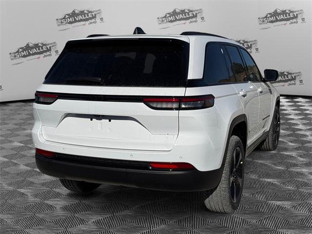 new 2025 Jeep Grand Cherokee car, priced at $42,580