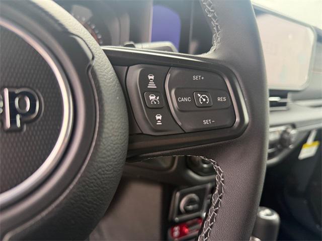 new 2025 Jeep Wrangler car, priced at $60,996