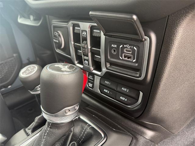 new 2025 Jeep Wrangler car, priced at $60,996