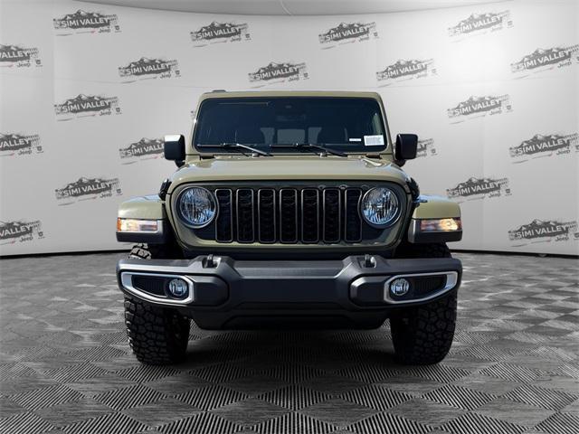 new 2025 Jeep Gladiator car, priced at $42,760