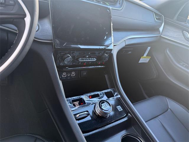 new 2025 Jeep Grand Cherokee L car, priced at $42,086