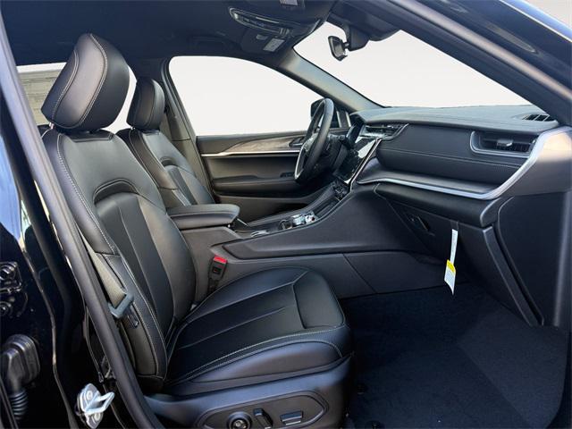 new 2025 Jeep Grand Cherokee L car, priced at $42,086