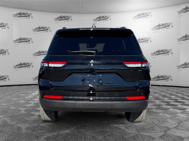 new 2025 Jeep Grand Cherokee car, priced at $42,675