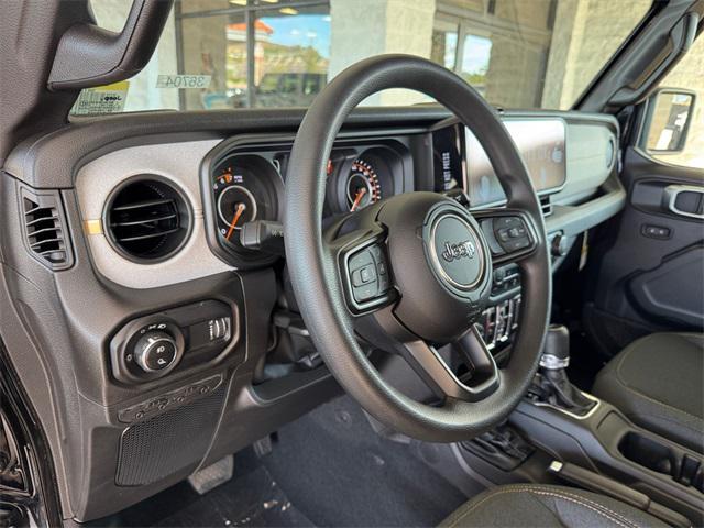 new 2025 Jeep Gladiator car, priced at $39,107